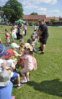NAPSALI JSTE NÁM: Dětský den v Blatně, to byly soutěže, zábava a hasičská pěna