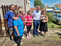 Hejtman Jan Schiller v pátek navštívil obce na Lounsku zasažené ničivou bouří. Přijel i premiér Andrej Babiš