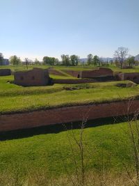 OBRAZEM: Pevnost Terezín nebyla nikdy dobita. Opevnění a podzemní chodby stojí více než 200 let