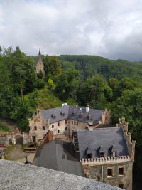 TIP NA VÝLET: Horní Hrad neboli Hauenštejn byl určený k demolici. Dnes se tam turisté můžou i ubytovat