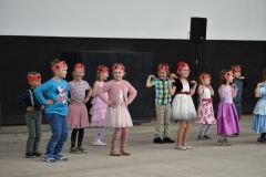 OBRAZEM: Dětské soubory a skupiny roztančily Letní kino v Žatci. Konal se tam Den tance