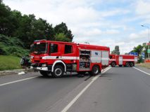 FOTO: Kvůli této havárii proběhla v Žatci záchranná akce a stála doprava