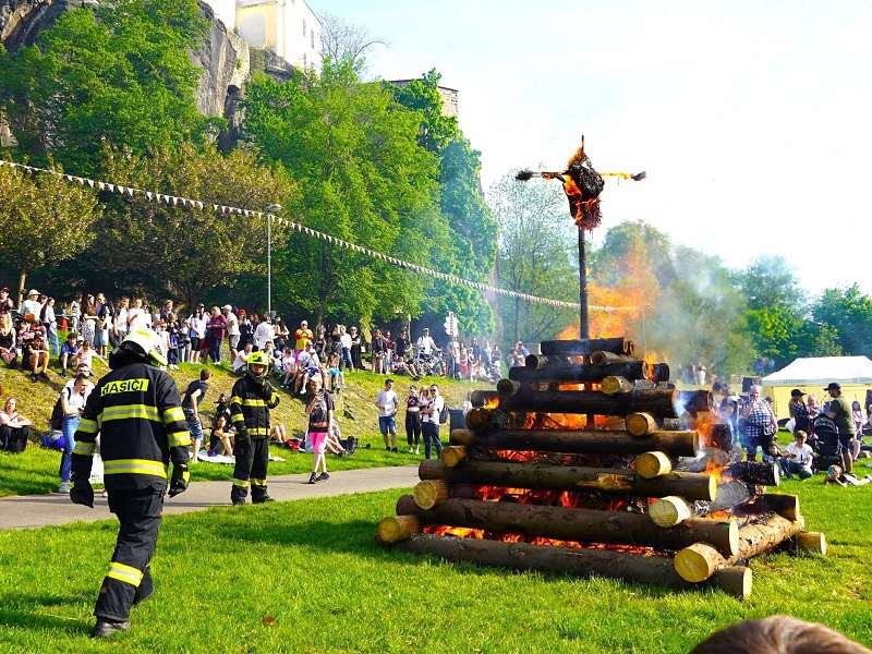 0205decin2 ae4ef
