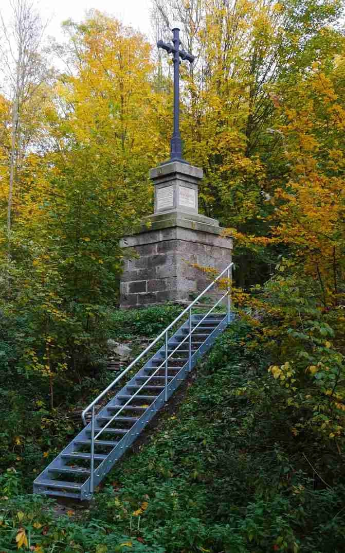 2410pamatnik 26953