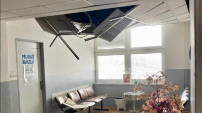 ZAJÍMAVOST: Záběr popadaných stropnic z mostecké nemocnice baví internet