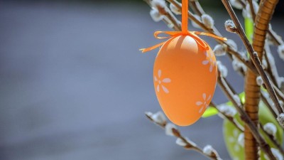 KOMENTÁŘ EKONOMA: Letošní Velikonoce budou druhé nejlevnější v historii. Čím to je?