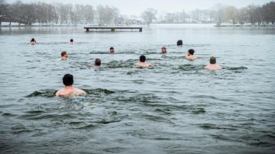 Kamencové jezero znovu otevře brány otužilcům. A hned třikrát týdně