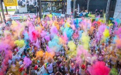 Poslední šance! Užijte si barevný běh na The Most Fest pouze za deset korun