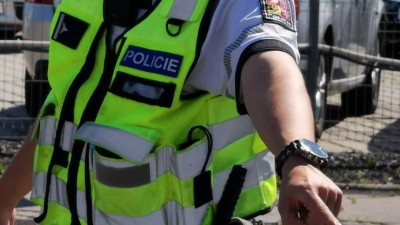 Opilí za volantem, nepřipoutané dítě! Policisté při kontrolách na lounských silnicích rozdávali pokuty