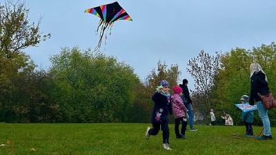 NAPSALI JSTE NÁM: Podzimní setkání v MŠ V Domcích: Od jablíček k drakům