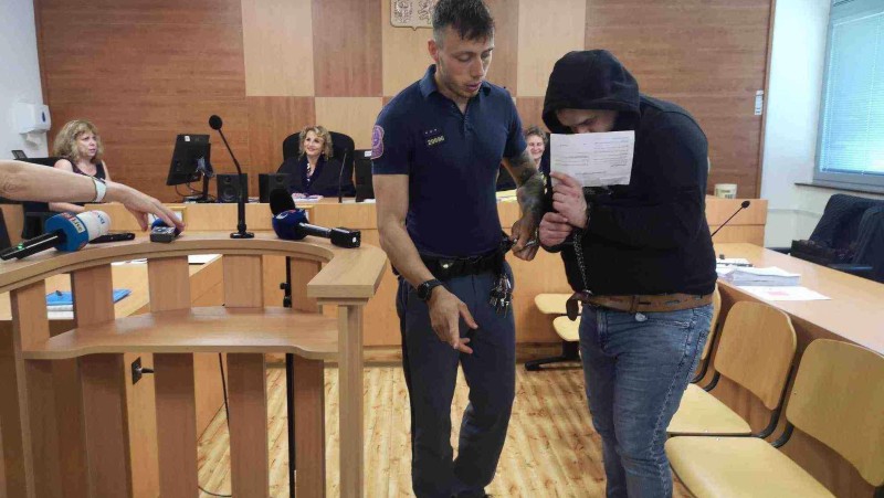 Michal Pokuta byl odsouzen na 17 let. Jeho obhájce se na místě odvolal. Foto.: jip