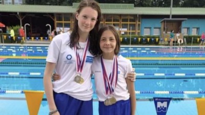 Holky ze Žatce jsou nové plavecké naděje, z plavecké mistrovství Ústeckého kraje žáků přivezly medaile