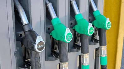 EKONOM: Do Česka neproudí ruská ropa. Ceny paliv mohou vyletět, hrozí také přídělové hospodaření s nimi