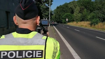 Svátky na silnicích, den druhý: Policisté uložili neukázněným řidičům pokuty za skoro 140 tisíc
