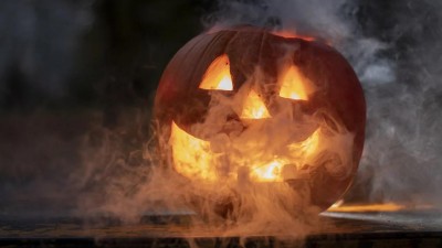 Strašidelná stezka, lampionový průvod nebo fotokoutek. V Blatně pořádají Halloween