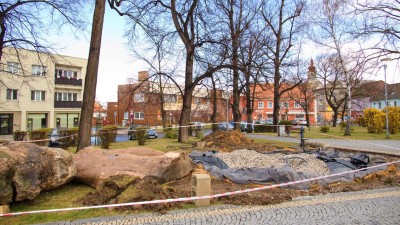 Lidé v Podbořanech se konečně dočkají fontány. Její stavba se dlouhé roky odkládala