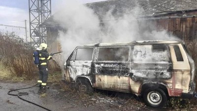 Neštěstí se svátkům nevyhnula. Hasiči pomáhali skoro šedesátkrát lidem v nouzi po celém kraji