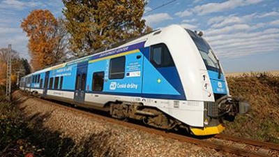 České dráhy posílí o Velikonocích dopravu. Pravidelné spoje doplní o tisíce míst