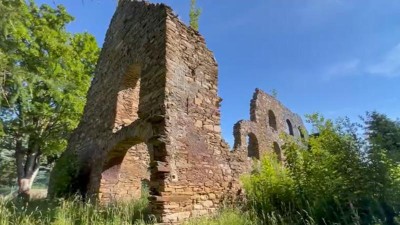 VIDEO: Poznáte tuto zříceninu v Krušných horách? Připomíná historii místní těžby