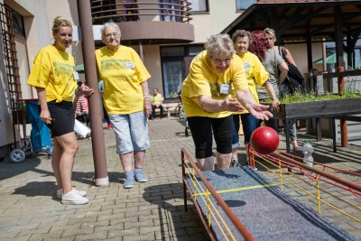 FOTO: Správná treba, šroubovaná nebo kuželky. Senioři z Ústeckého kraje se utkali v Soutěžním klání v Podbořanech