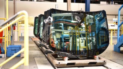 VÍTE, ŽE... Na severu Čech vyrábějí čelní skla do veleúspěšného Volva XC40