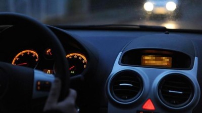 Cizinec za volantem měl problém poté, co v Podbořanech narazil na policejní hlídku