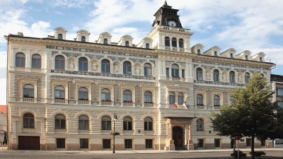 Staňte se tajemníkem lounské radnice. Město Louny vypsalo výběrové řízení na tuto funkci