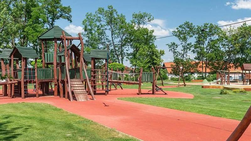 Foto zdroj: FCB Lounsk&aacute; spr&aacute;va sportovn&iacute;ch are&aacute;lů