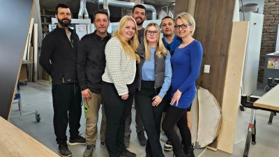 Sami maj&iacute; dost, tak chtěj&iacute; kousek &scaron;těst&iacute; předat d&aacute;l: Rodinn&aacute; firma z Chomutovska hled&aacute; někoho, kdo potřebuje nov&yacute; dětsk&yacute; pokoj&iacute;ček