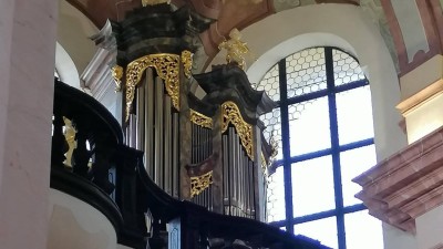 FOTO: V březenském kostele zazněly varhany. Ty prošly před nedávnem velkou opravou