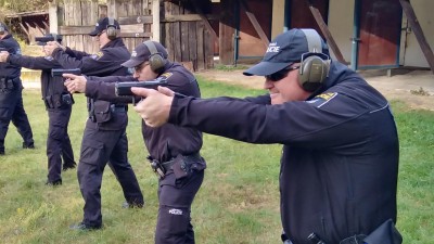 FOTO: Žatečtí strážníci po pandemii opět pravidelně cvičí a trénují