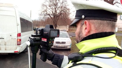 Policisté na Lounsku kontrolovali řidiče. Jak dopravní akce dopadla?