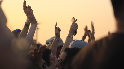 Léto nekončí! Hudební festival Na Plný TELCE to rozjede!