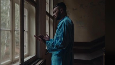 Klip k p&iacute;sni Terapie nat&aacute;čela kapela v b&yacute;val&eacute; dětsk&eacute; ozdravovně v Jetřichovic&iacute;ch na Děč&iacute;nsku. Foto: archiv kapely Mantra