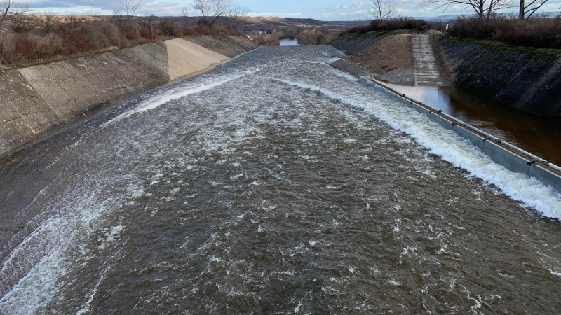 Nechranická přehrada, bezpečnostní přeliv. Foto: Jitka Fárová