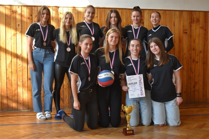 Volejbalistky žateckého gymnázia. Foto zdroj: Žatecký maják