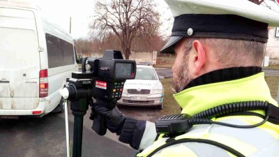 Policisté na Lounsku kontrolovali řidiče. Zaměřili se na rychlost