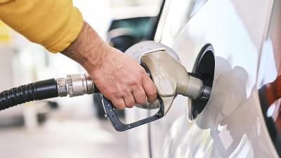Drahé tankování? Benzín a nafta v Česku mohou zdražit až na 88 korun za litr!