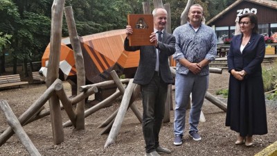 Zoopark oslavil v sobotu 50 let, o pár dní dříve převzal jeho ředitel ocenění