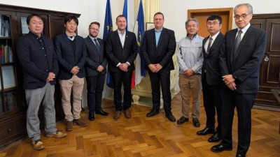 Zástupci japonských firem navštívili radnici v Lounech
