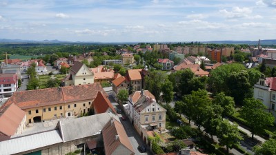 Týden v Žatci: Gratulační koncert J. Pazoura, farmářská slavnost, zábava v divadle