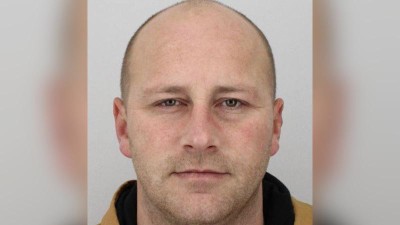 Zat&iacute;m p&aacute;traj&iacute; marně: Muž zmizel cestou do pr&aacute;ce, auto nechal v &Uacute;st&iacute; nad Labem