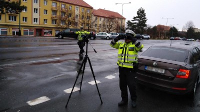 Lounští policisté kontrolovali řidiče. Zaměřovali se na dodržování rychlosti