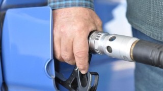 Pohonné hmoty v Česku jsou cenově nejníže za několik let a dále citelně zlevní