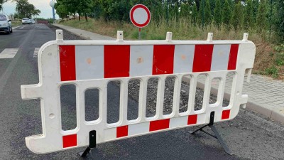 Opravy chodníků a plynovodu si vyžádají dopravní omezení