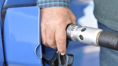 ORLEN l&aacute;k&aacute; řidiče: Pr&eacute;miov&aacute; paliva natankujete během prodloužen&yacute;ch květnov&yacute;ch v&iacute;kendů za cenu běžn&yacute;ch
