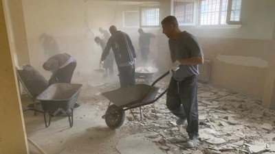 Rekonstrukce oddílů s vysokým stupněm zabezpečí ve věznici Nové Sedlo je v plném proudu