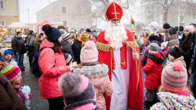 OBRAZEM: V Nepomyšli byl jarmark. Nechyběla mše, hudební vystoupení ani čert s Mikulášem