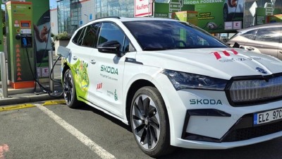 Elektromobilita pro vozíčkáře drhne. Z 30 nabíječek v kraji jsou plně bezbariérové jen dvě