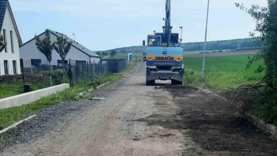 Nov&aacute; silnice ve Slavět&iacute;ně: Oprava lokality Na Peruci potrv&aacute; několik t&yacute;dnů
